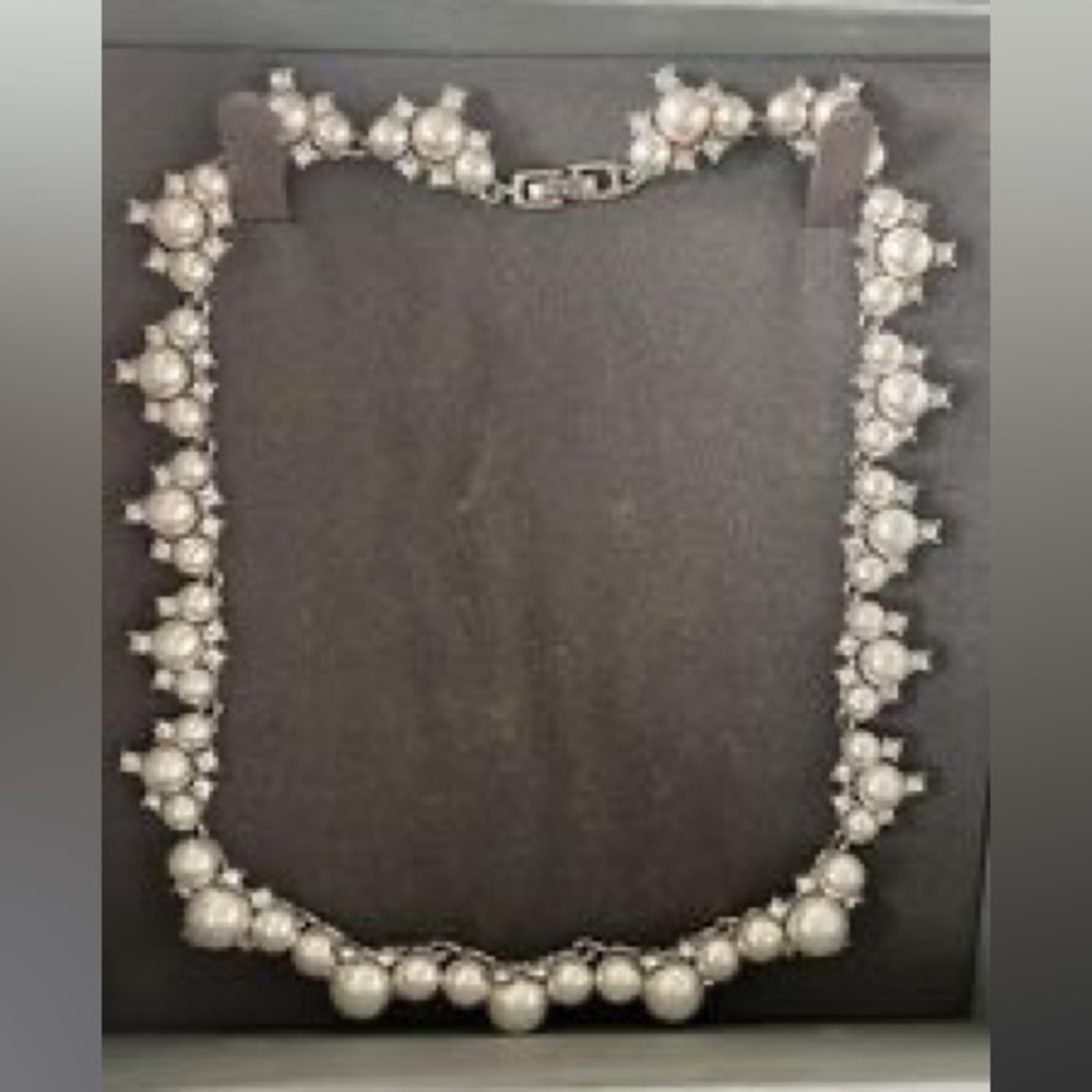 Faux pearl/diamond necklace by Bitter Sweet